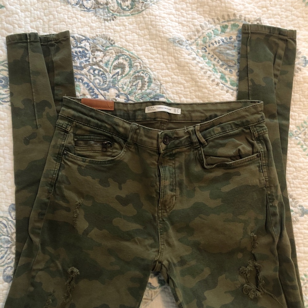 Zara camo jeans